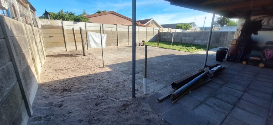 3 Bedroom Property for Sale in Lotus River Western Cape